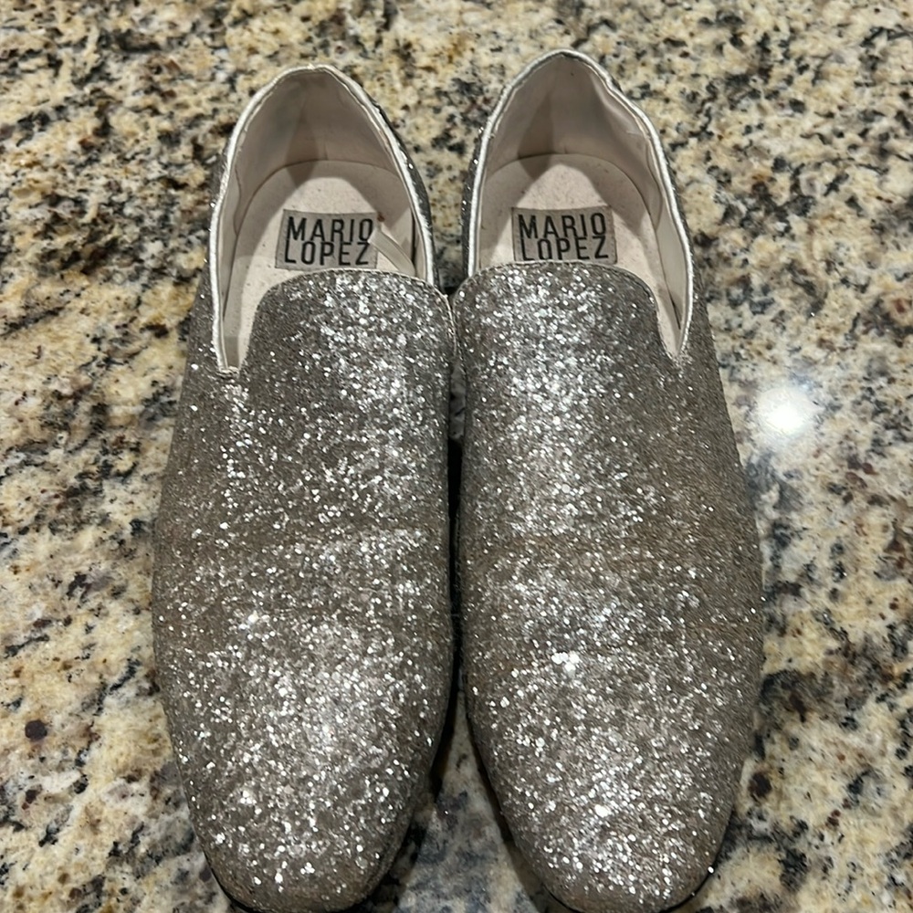 Mario Lopez dress shoes